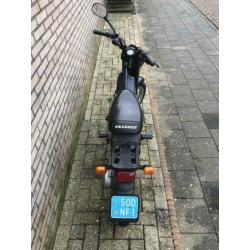 Peugeot fox de luxe snor 2005