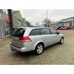 Opel Vectra Wagon 2.2-16V Elegance NIEUWE APK! CRUISE! AIRCO