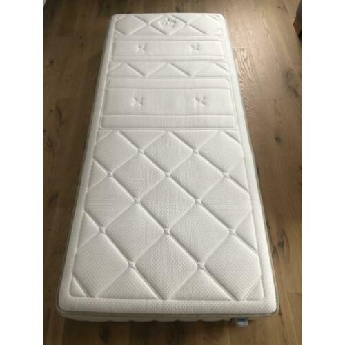 Auping vivo matras 90x210, uit 2019 —>bijna nieuw !