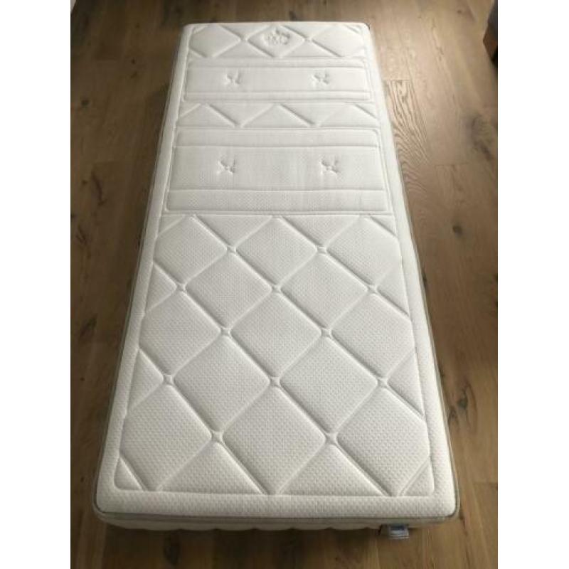Auping vivo matras 90x210, uit 2019 —>bijna nieuw !