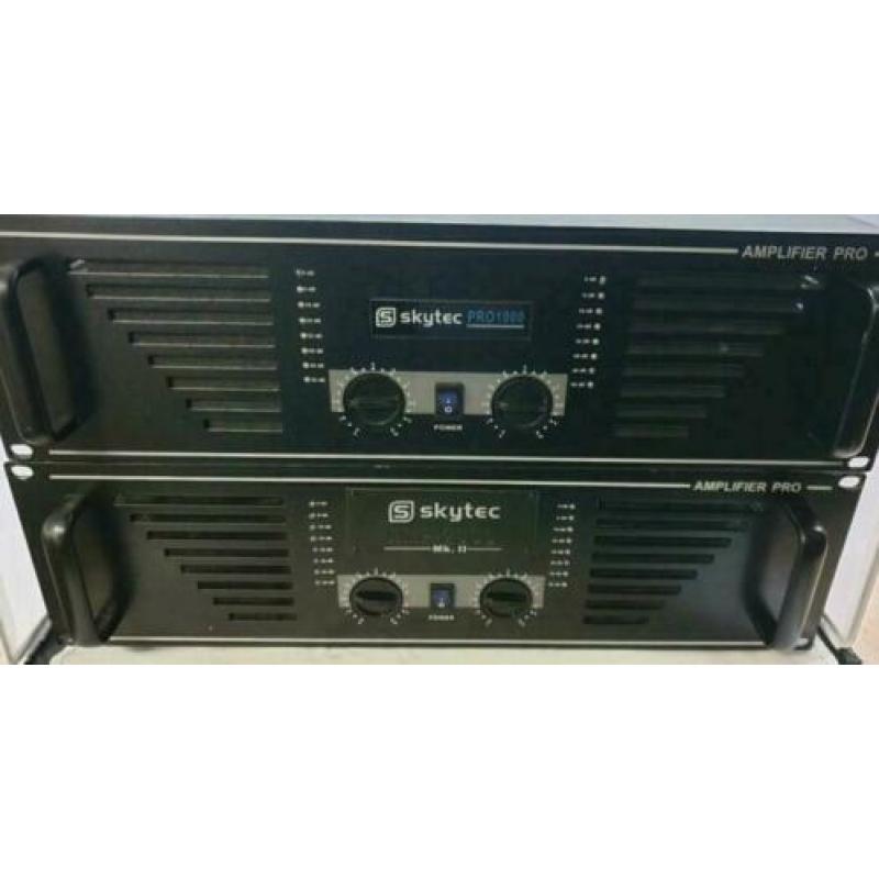 Skytec pro 1000 en skytec pro 2000 versterker beide izgst