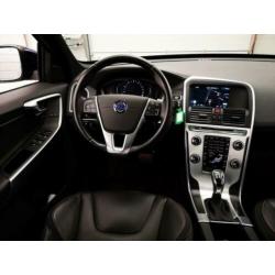 Volvo XC60 2.0 T5 FWD Ocean Race AUT | Panoramadak | Achteru