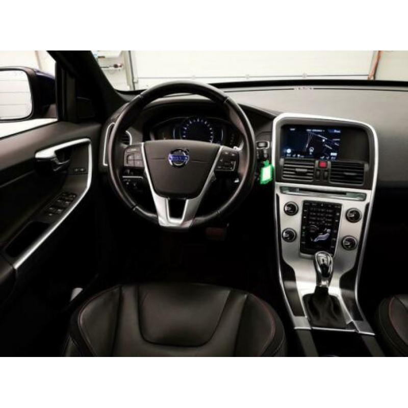 Volvo XC60 2.0 T5 FWD Ocean Race AUT | Panoramadak | Achteru