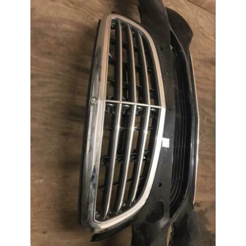 Mercedes e klas voor bumper