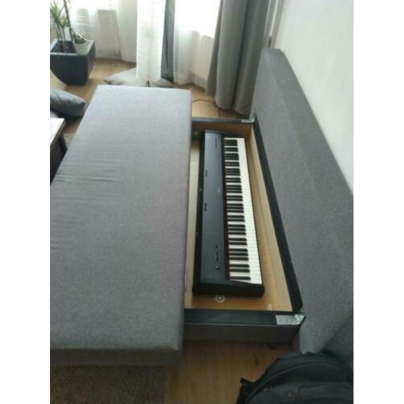 IKEA (slaap)bank met opbergruimte / sofa (bed) with storage