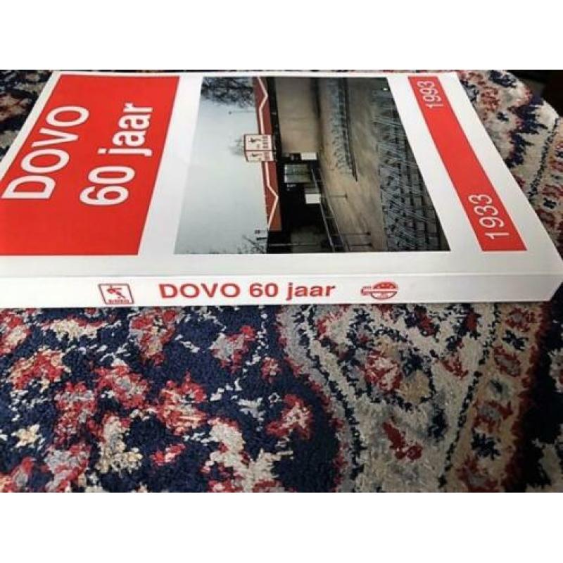 Veenendaal. DOVO 60 jaar. 1933 - 1993. Zestig jaar lief en l