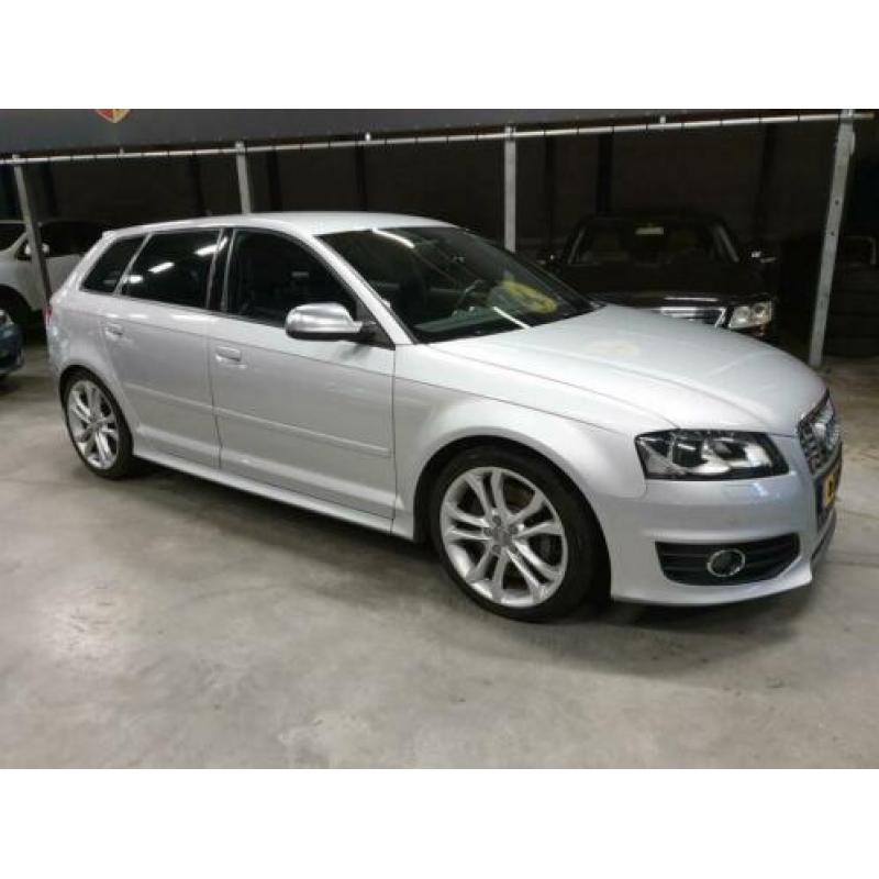 Audi S3 Sportback 2.0 TFSI Quattro - Navigatie