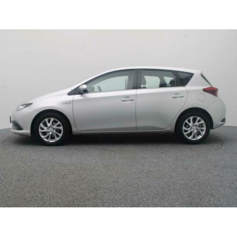 Toyota Auris 1.8 Hybrid Aspiration Limited | Parkeersensoren