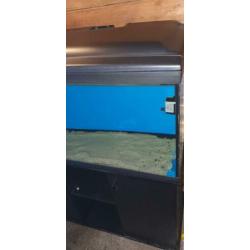 Ferplast aquarium cayman 110 cm , 230Liter , glas erg netjes