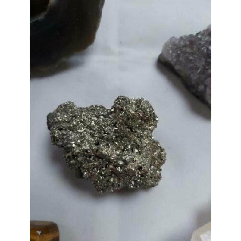 Set van 5 diverse mineralen 3 cm tot 10.5 cm 791 gram MIX1