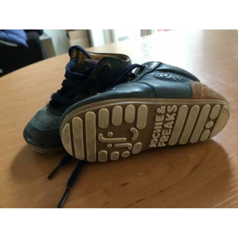 Jongens schoenen maat 21