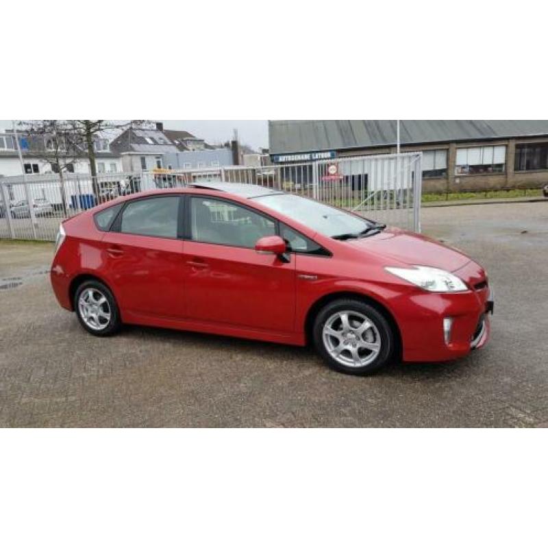 Toyota Prius 1.8 Business - Airco ecc - Cruise - Achteruitri