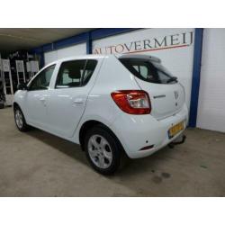 DACIA Sandero 0.9 Tce 90pk Lauréate, 5 drs, airco, trekhaak,