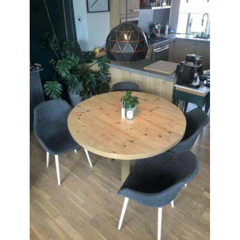 Eetkamerstoelen