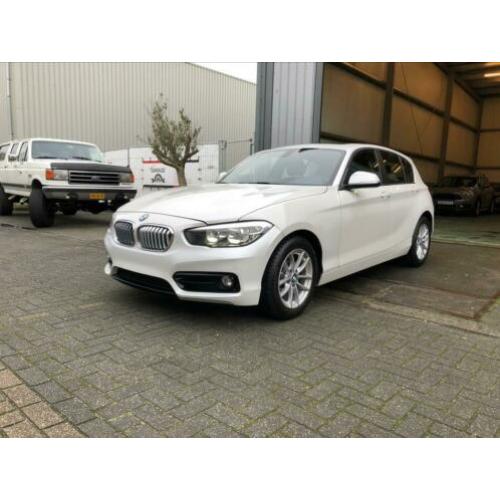 BMW 1-Serie (f20) 118i 136pk 2019 Wit Navi Cruise Garantie