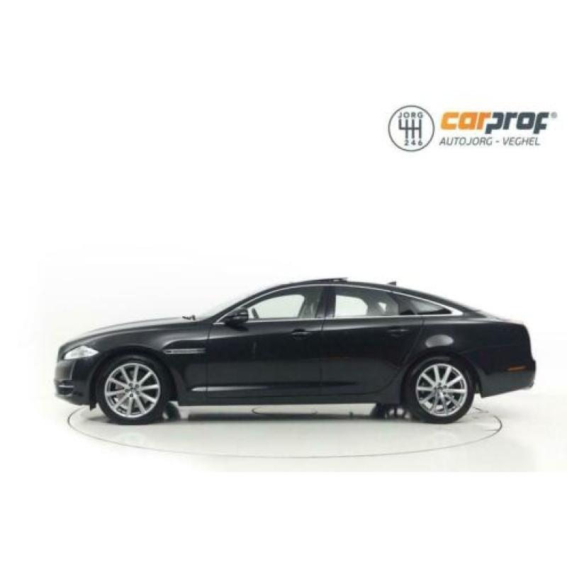 Jaguar XJ 3.0 V6D Premium Luxury Dealer onderhouden Panorama