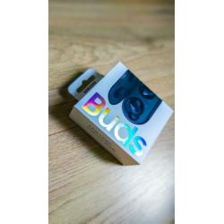Zwarte samsung galaxy buds te koop.