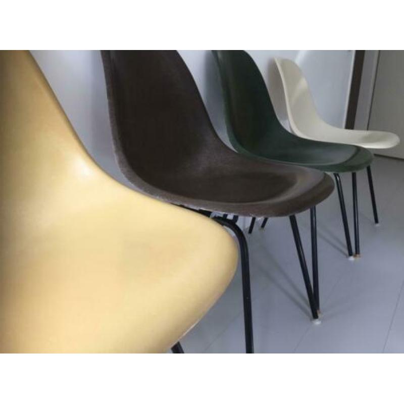 Set Herman miller Eames fiberglass stoelen