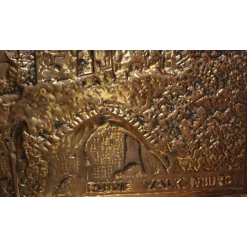 Oud reliëf bord van Valkenburg