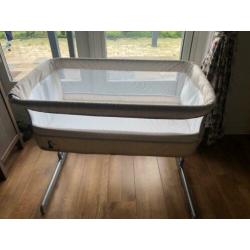 babybedje (baby crib)