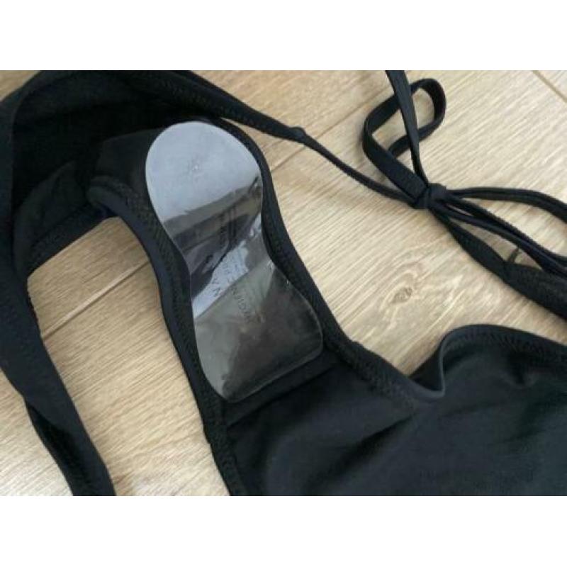 Na-kd zwart bikinibroekje maat M