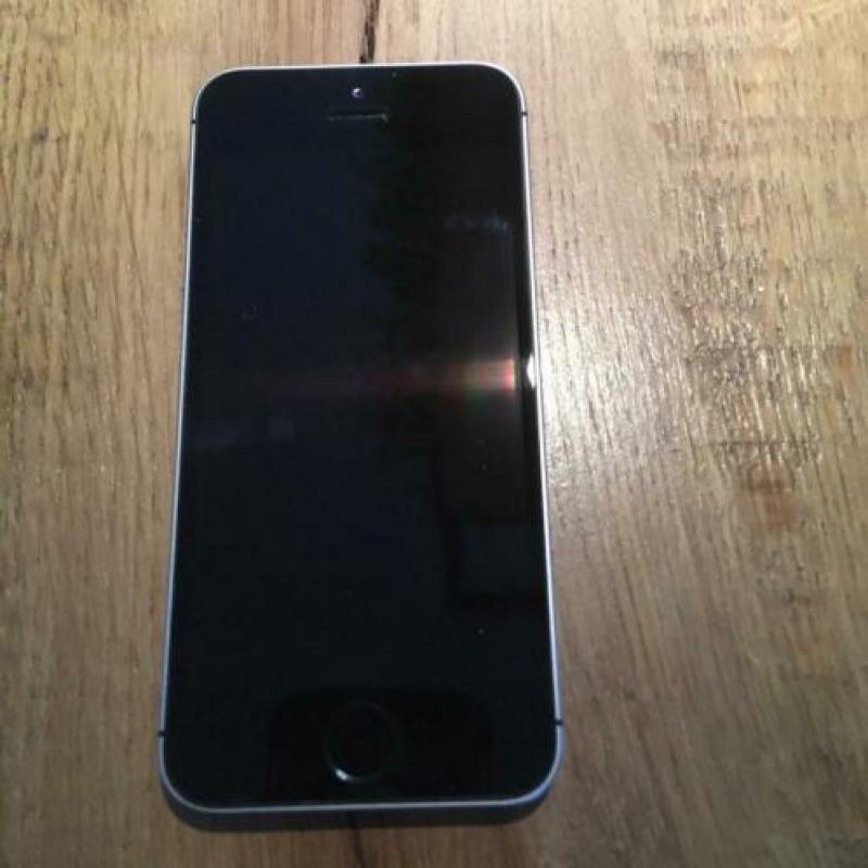 iPhone SE space grey 32GB
