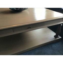 Z.g.a.n. salontafel 1.20x120 h.48cm.