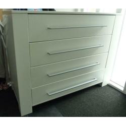 Commode Wit + bijbehorend wandrek