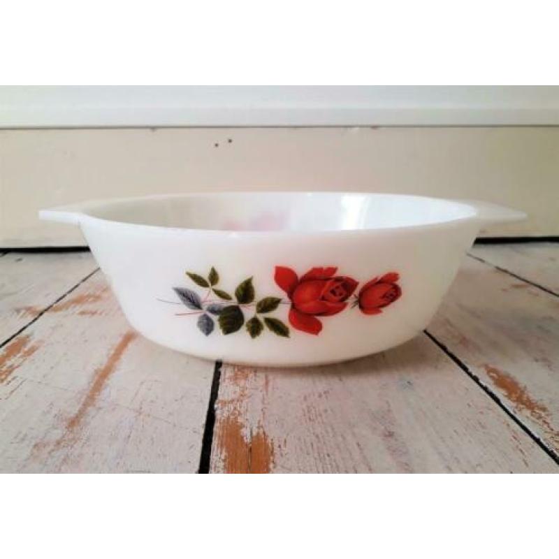 Arcopal schaal met roos Vintage Retro