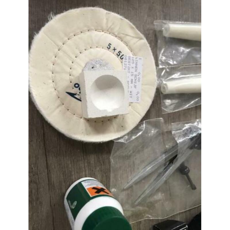 Goudsmid materiaal divers alles ook los te koop
