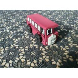 thomas de trein ( Hout ) berthie de bus