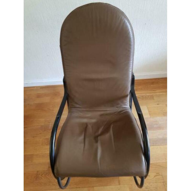 vintage design rocking chair Nonna schommelstoel Paul Tuttle