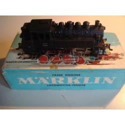 Marklin 3031 locomotief met telexkopeling en met OVP