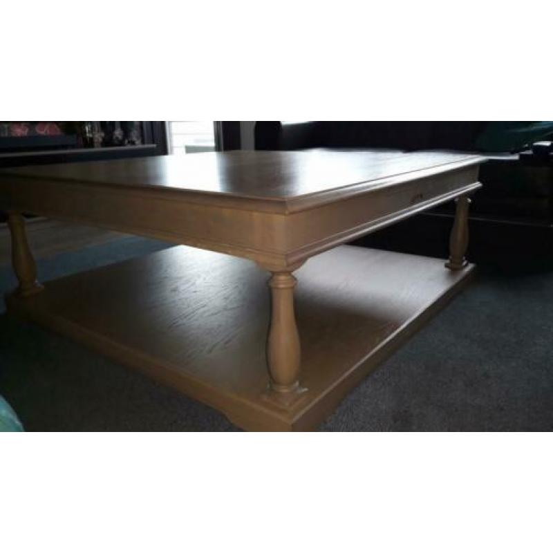 Z.g.a.n. salontafel 1.20x120 h.48cm.
