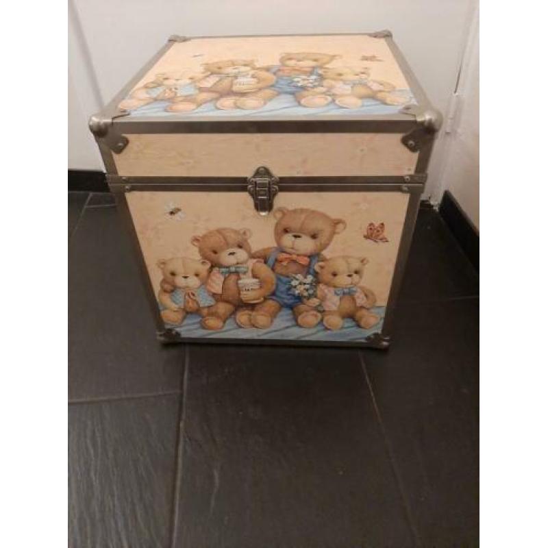 Houten speelgoedkist