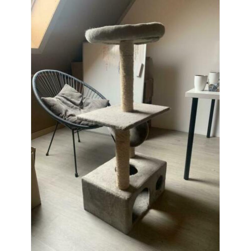 Katten krabpaal +/- 120 cm
