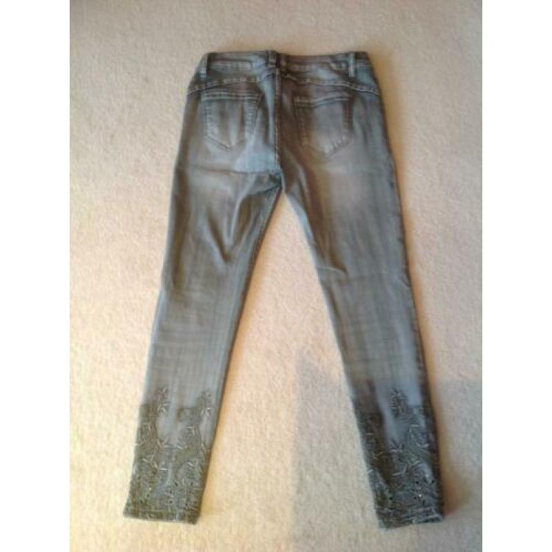 Leuke mooie spijkerbroek, maat XL. Spijkerbroeken en Jeans