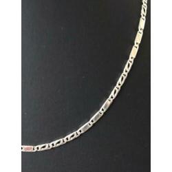 Zilveren ketting met massieve/valkenoog schakels