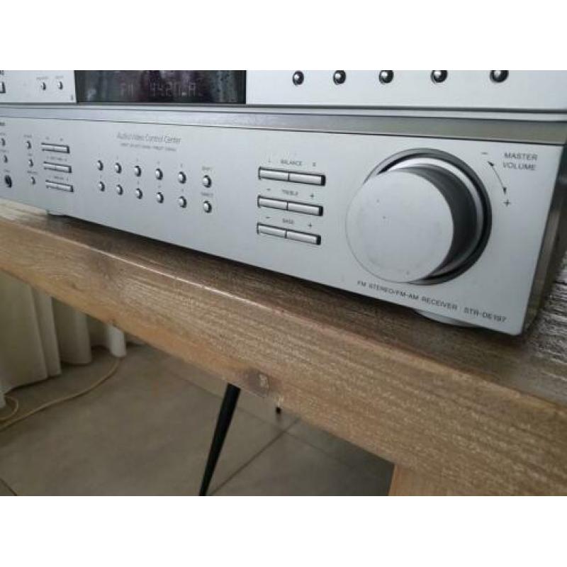 sony str-197 receiver 2x 80 watt