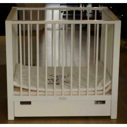 Witte Bopita box met opberglade en matras