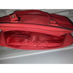 4 dames tassen samen 10 euro Hugo Boss