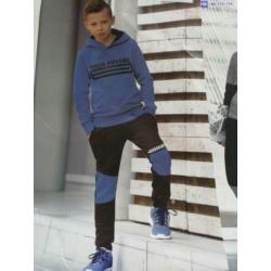 2 super stoere nieuwe joggingpakken jongen maat 140