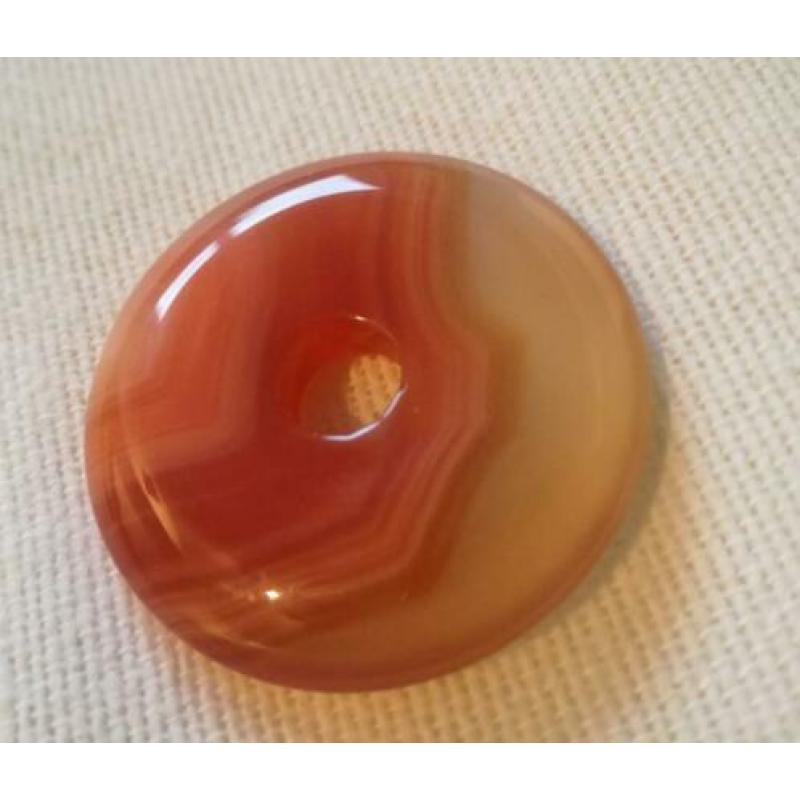 Carneool hanger in donutvorm - diameter 3cm