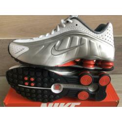 Nike Air Shox R4 OG-Maat. 42.5