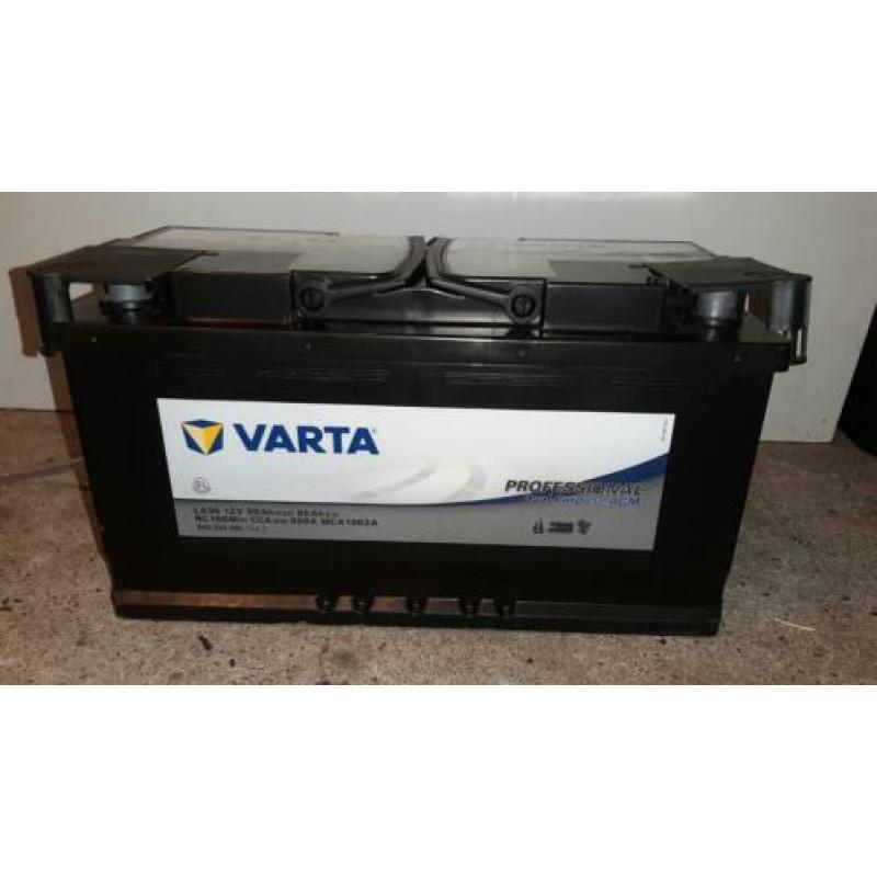 Varta camper accu AGM 95Ah NIEUW
