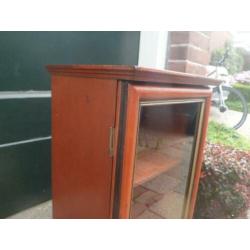 MINIATUURKASTJE vitrinekastje wandkast hangkastje hout glas