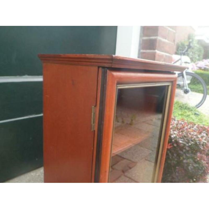 MINIATUURKASTJE vitrinekastje wandkast hangkastje hout glas