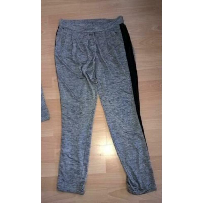 So Allure 2-dlg.set (top+broek!) grey mel.lurex mt.38 ZGAN!