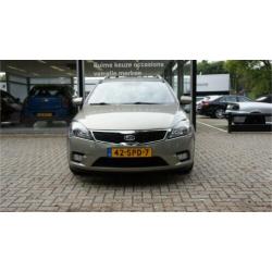 Kia cee'd Sporty Wagon 1.4 CVVT Navigator Plus Pack