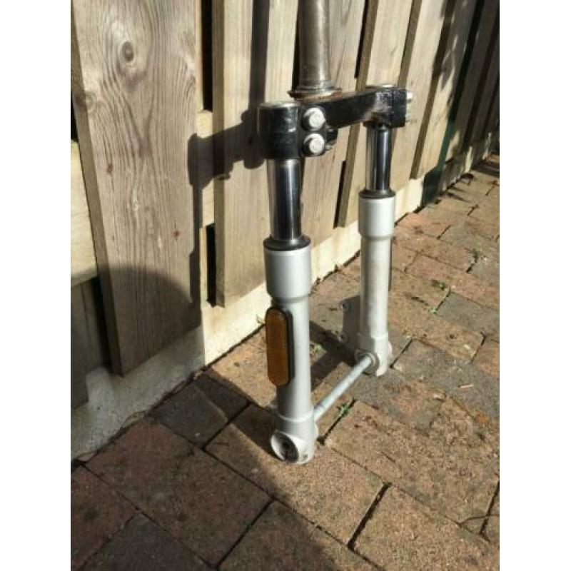 piaggio fly voorvork onderdelen 4t 50cc